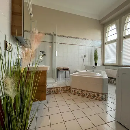 Wohnperle*grossergarten*villa *